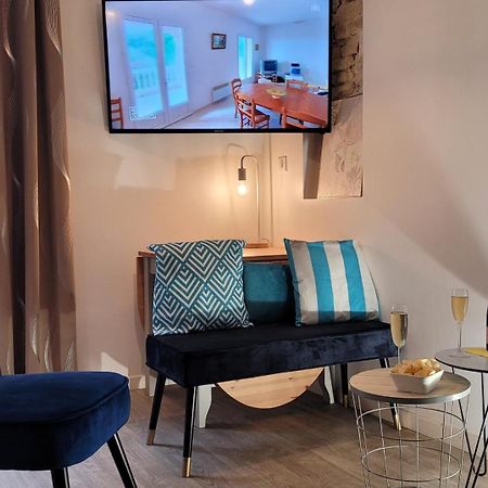 L'Etablissement La Plage A 2 Pas, Vous Propose 4 Appartements Neufs, Netflix, Lits Faits A Votre Arrivee, Serviettes De Toilette, Menage, Wifi, En Hyper Centre ,Plage A 100M, Box A Velos, Paiement 3 Fois Sans Frais, Prix Tout Compris 迪耶普 外观 照片